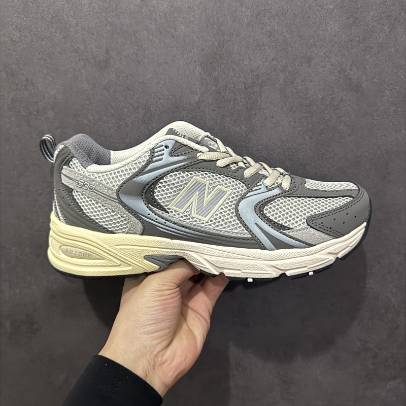 NEW BALANCE SNEAKERS (11)
