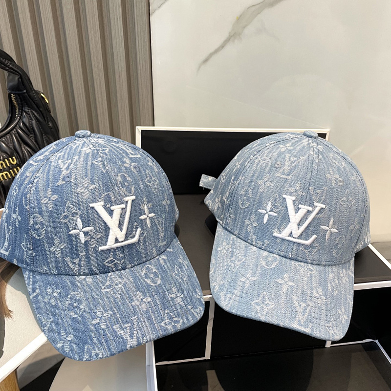 LOUIS VUITTON CAP (106)