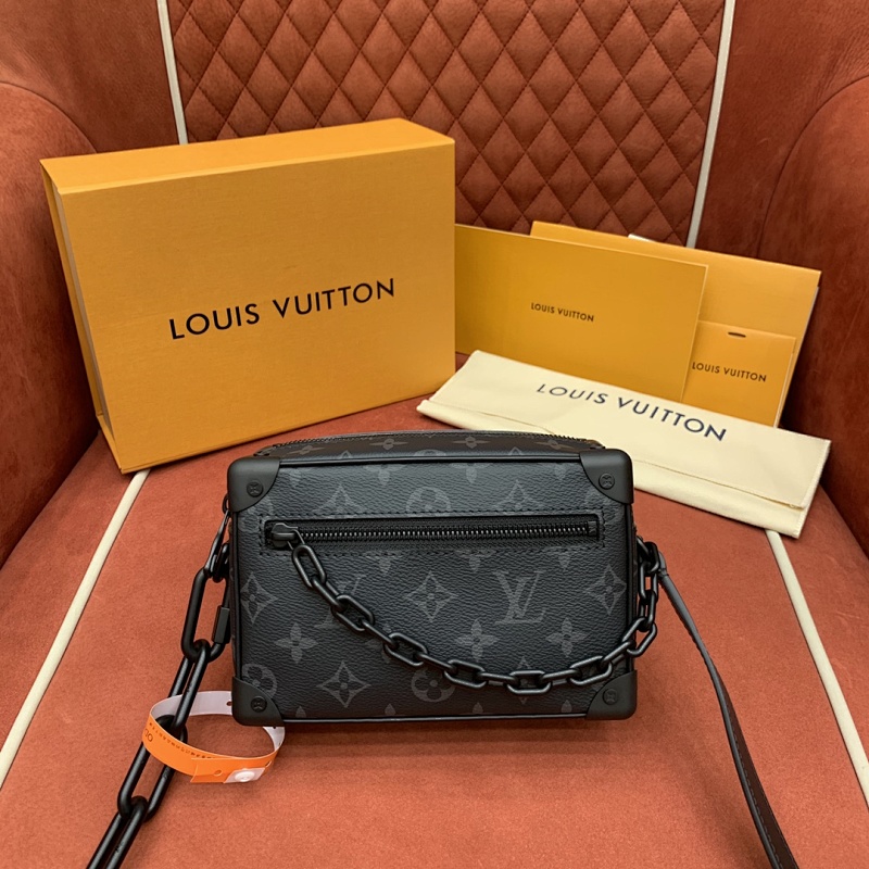 LOUIS VUITTON BAG (123)
