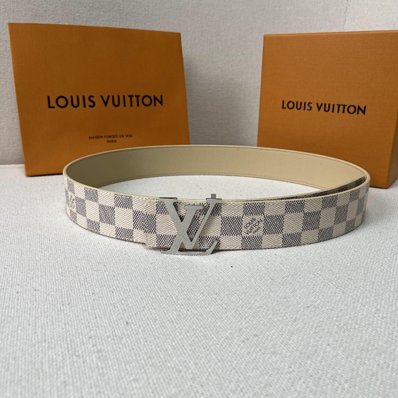 LOUIS VUITTON BELT (3)