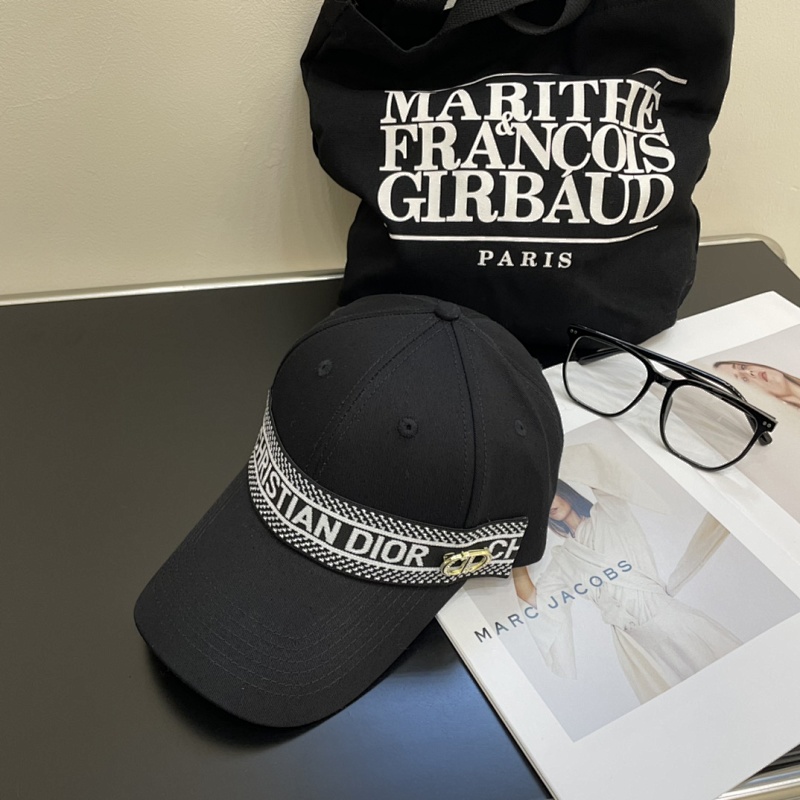 DIOR CAP (70)