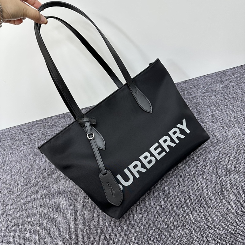 BURBERRY BAG (127)