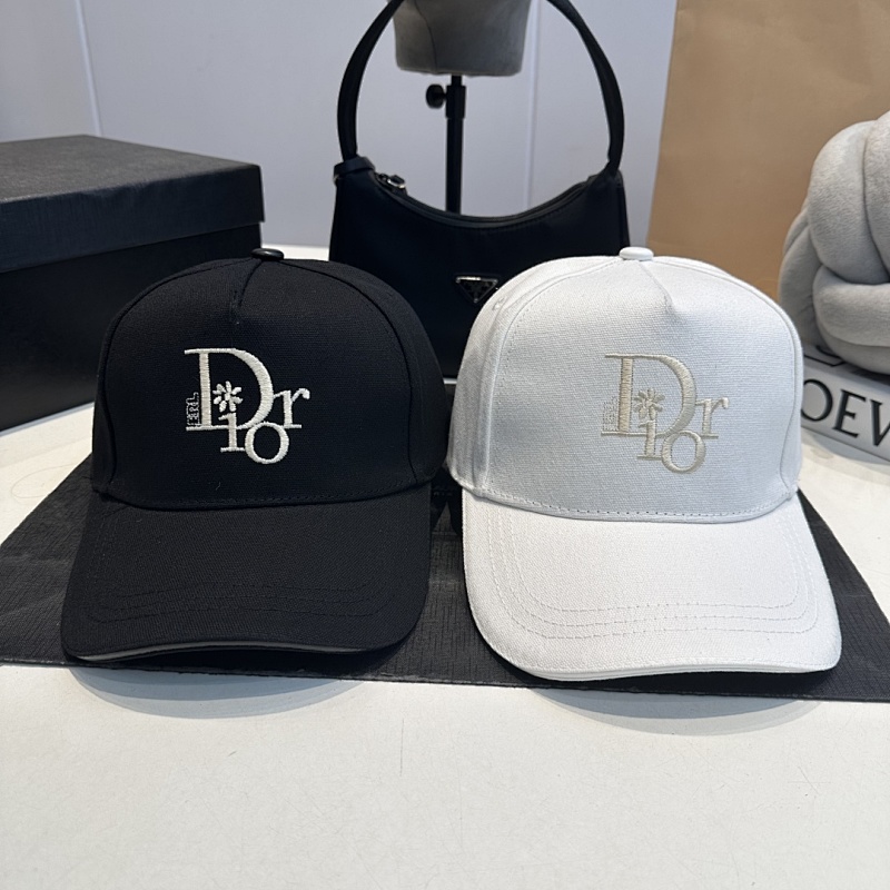 DIOR CAP (17)