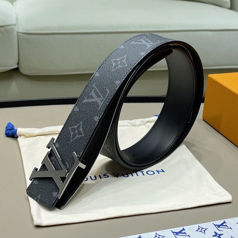 LOUIS VUITTON BELT (32)