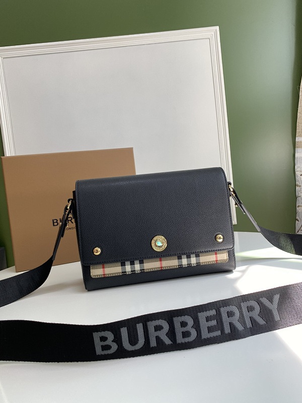 BURBERRY BAG (45)