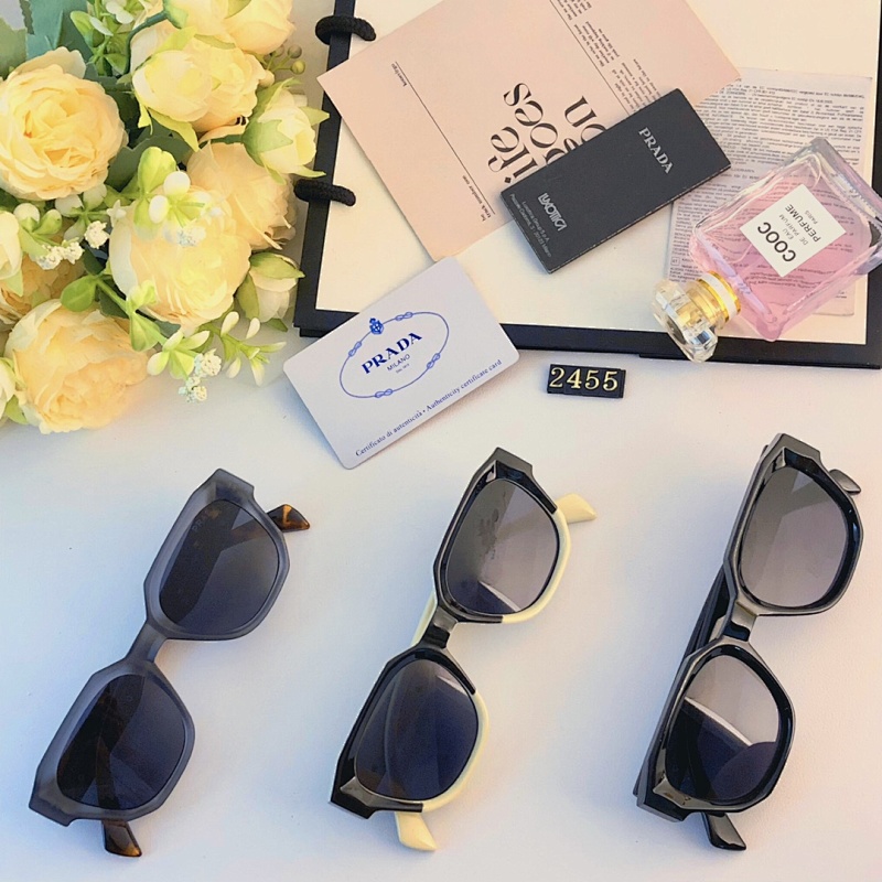PRADA SUNGLASSES (216)