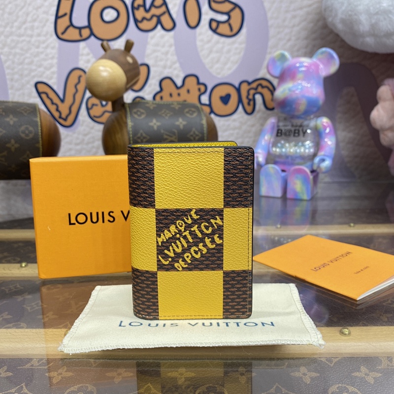 LOUIS VUITTON WALLET (96)
