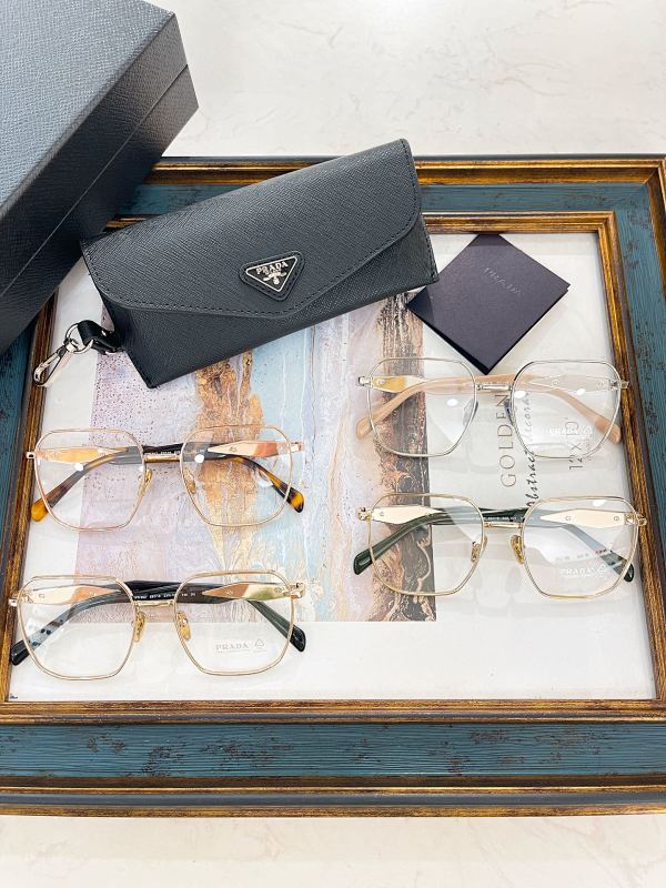 PRADA SUNGLASSES (137)