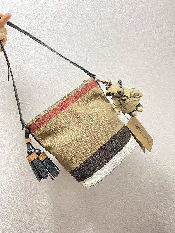 BURBERRY BAG (162)