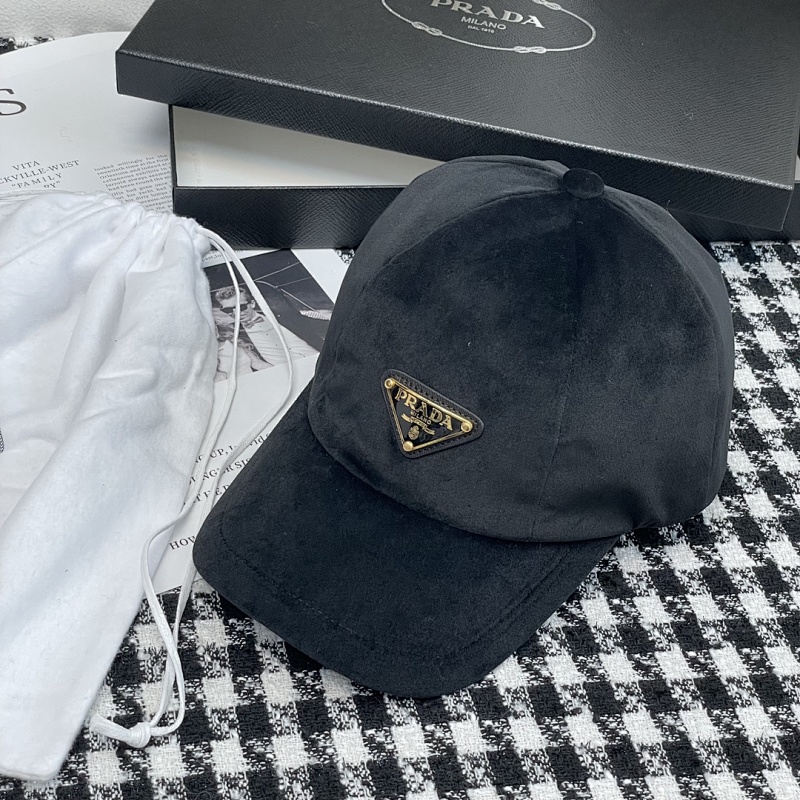 PRADA CAP (34)