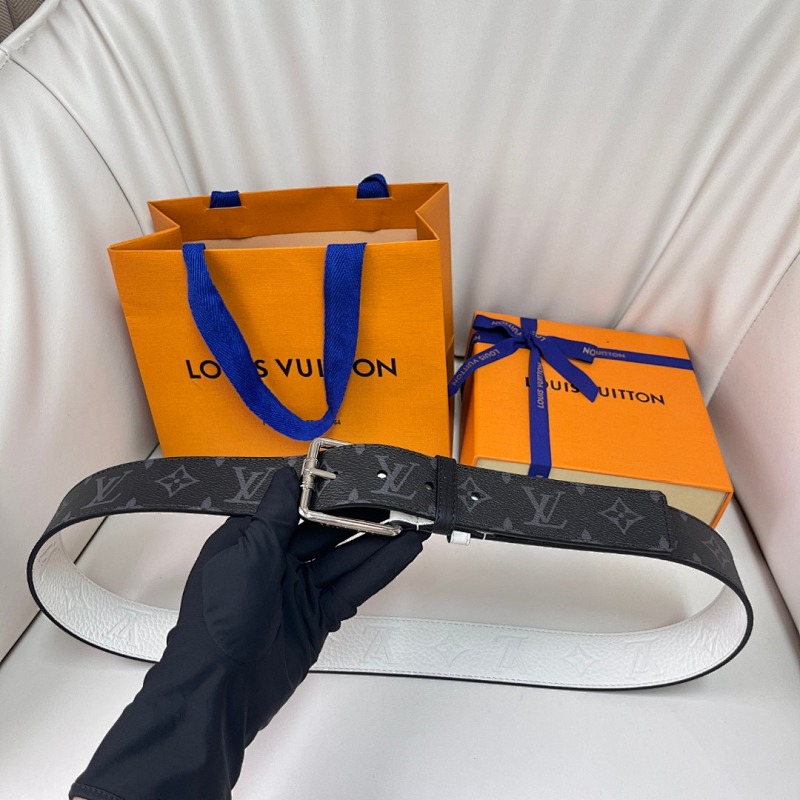 LOUIS VUITTON BELT (132)