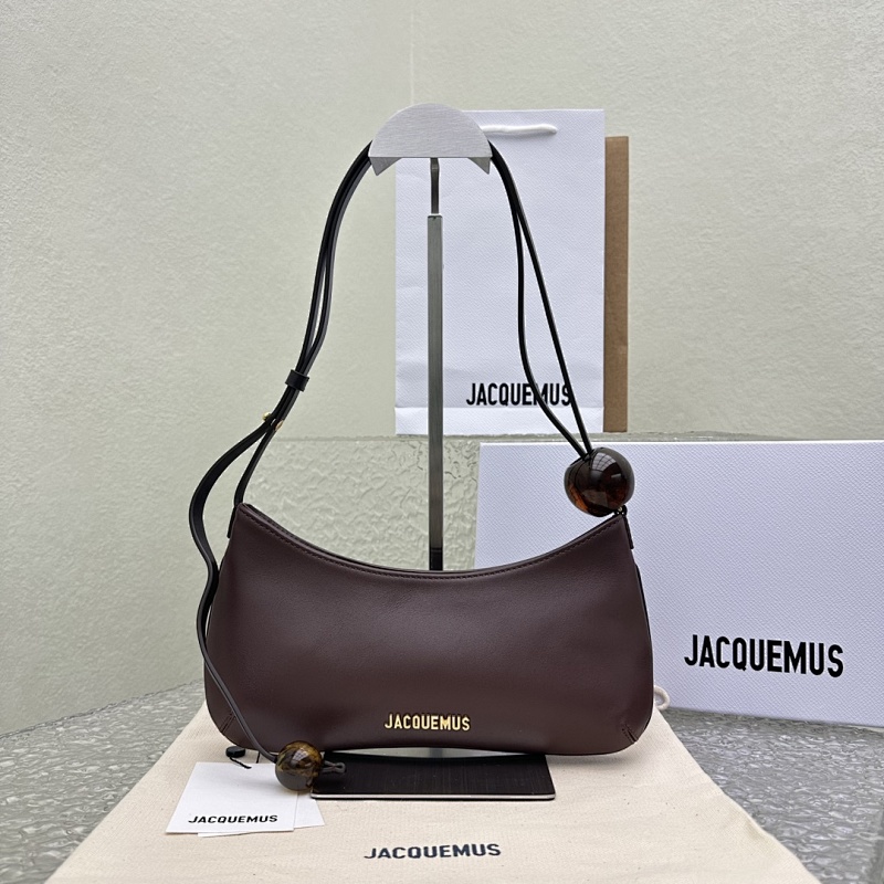 JACQUEMUS BAG (9)