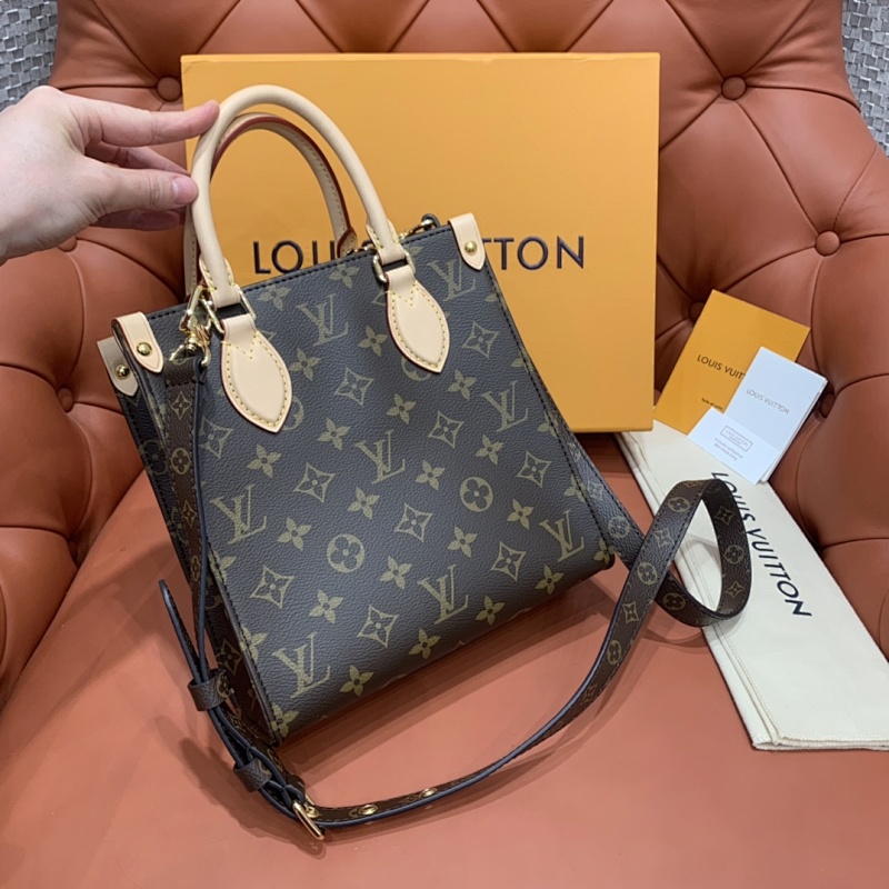LOUIS VUITTON BAG (111)