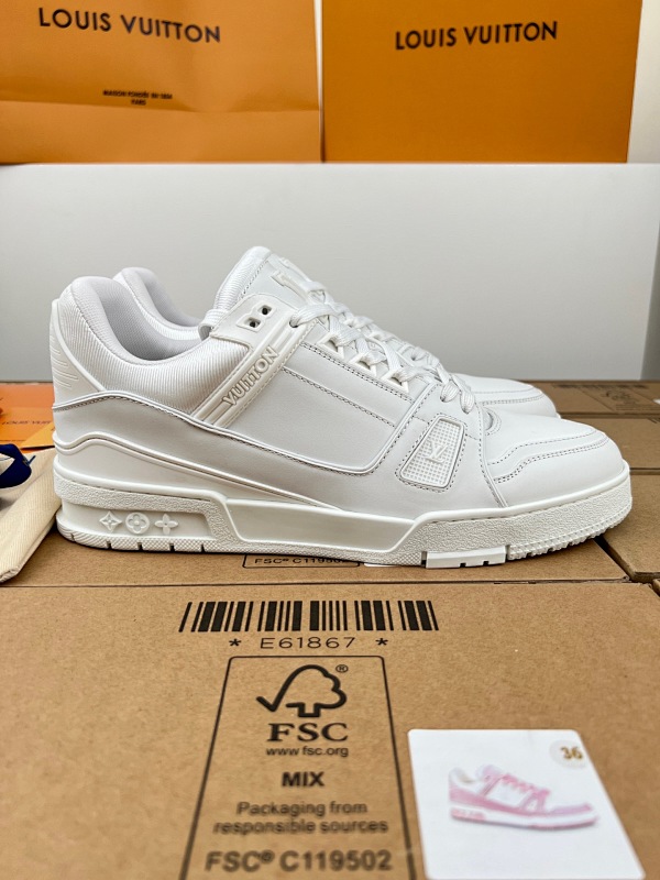 LOUIS VUITTON TRAINER (11)