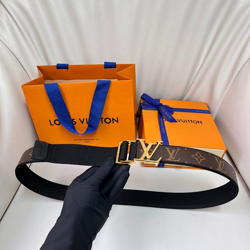LOUIS VUITTON BELT (44)