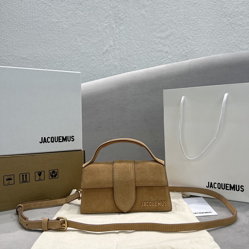 JACQUEMUS BAG (2)