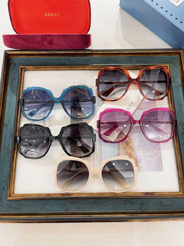 GUCCI SUNGLASSES (15)