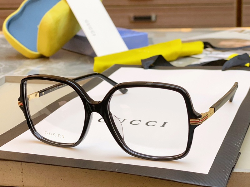 GUCCI SUNGLASSES (205)