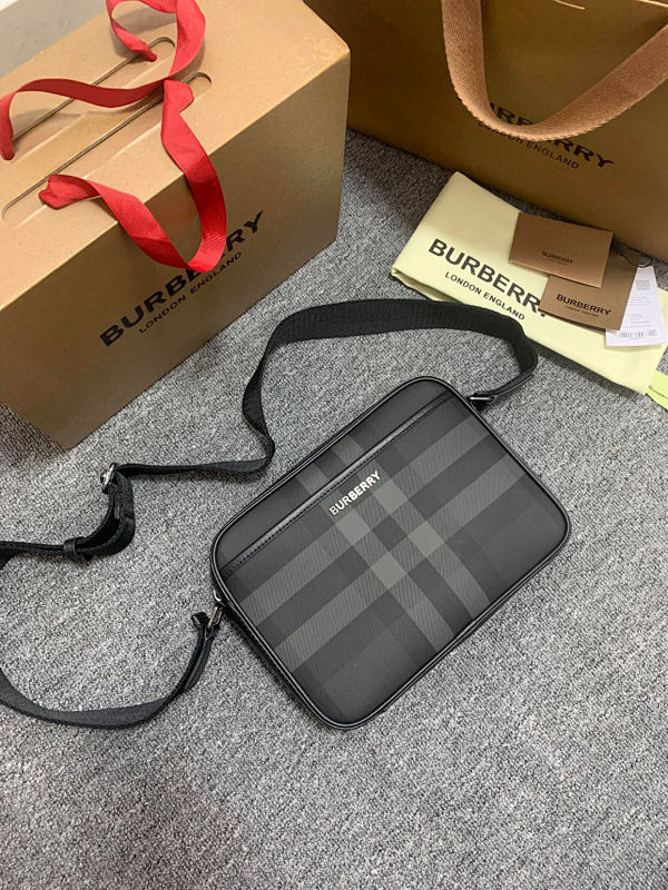 BURBERRY BAG (103)
