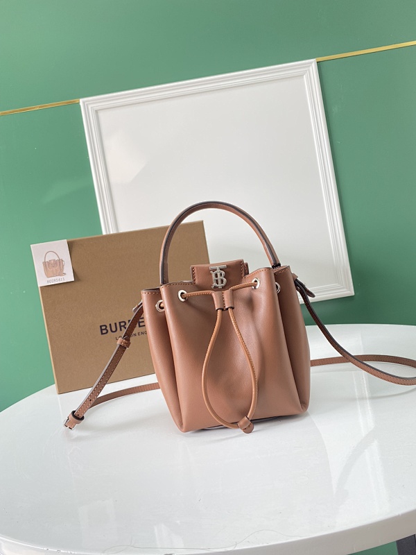 BURBERRY BAG (250)