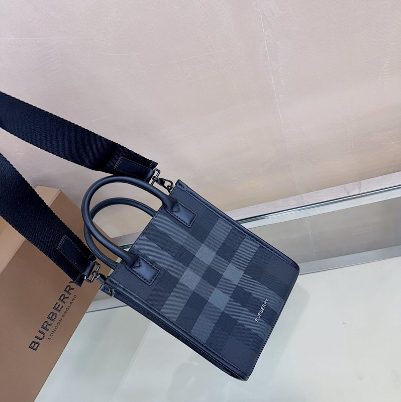 BURBERRY BAG (3)