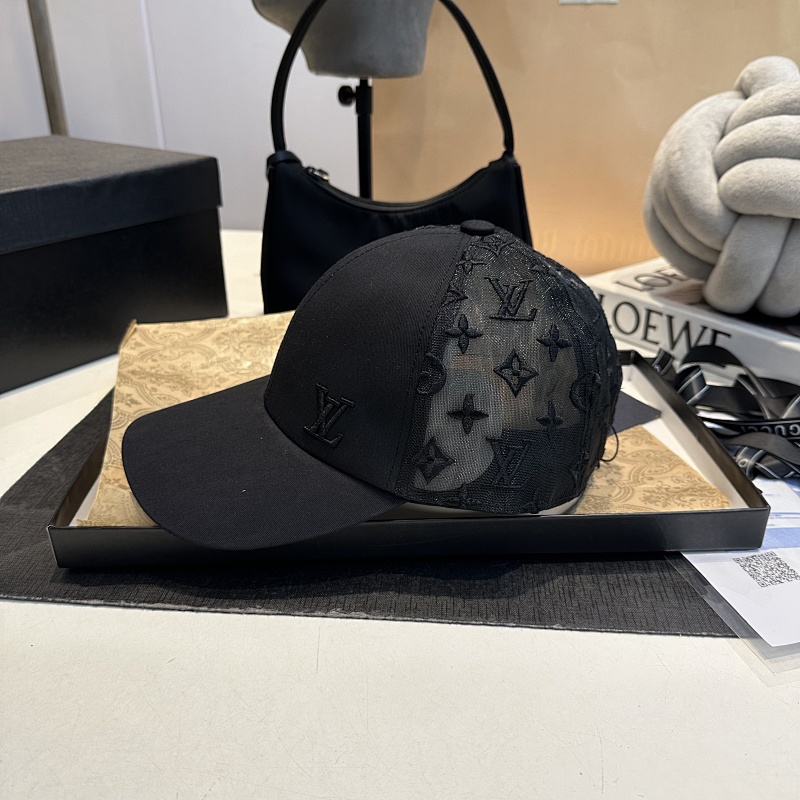 LOUIS VUITTON CAP (29)