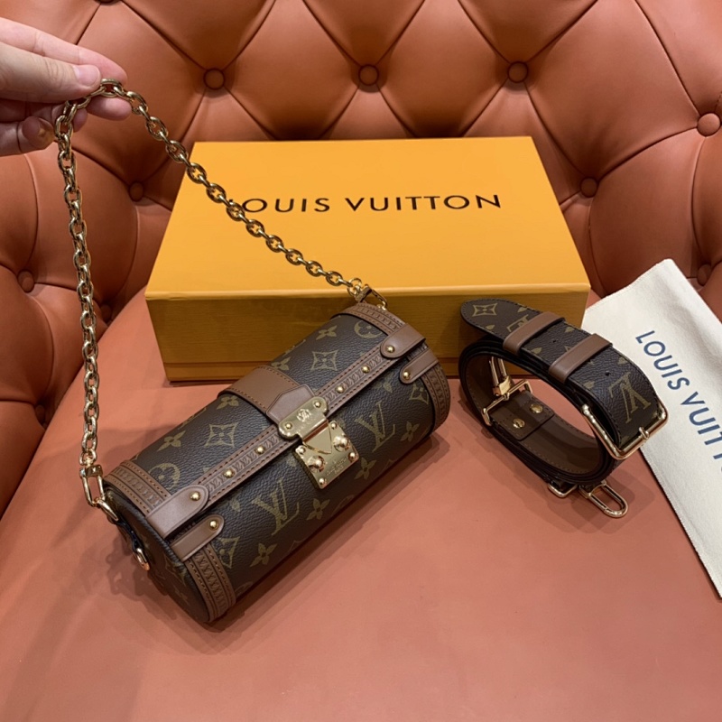 LOUIS VUITTON BAG (93)