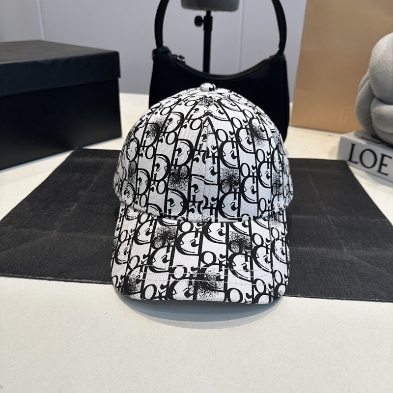 DIOR CAP (20)