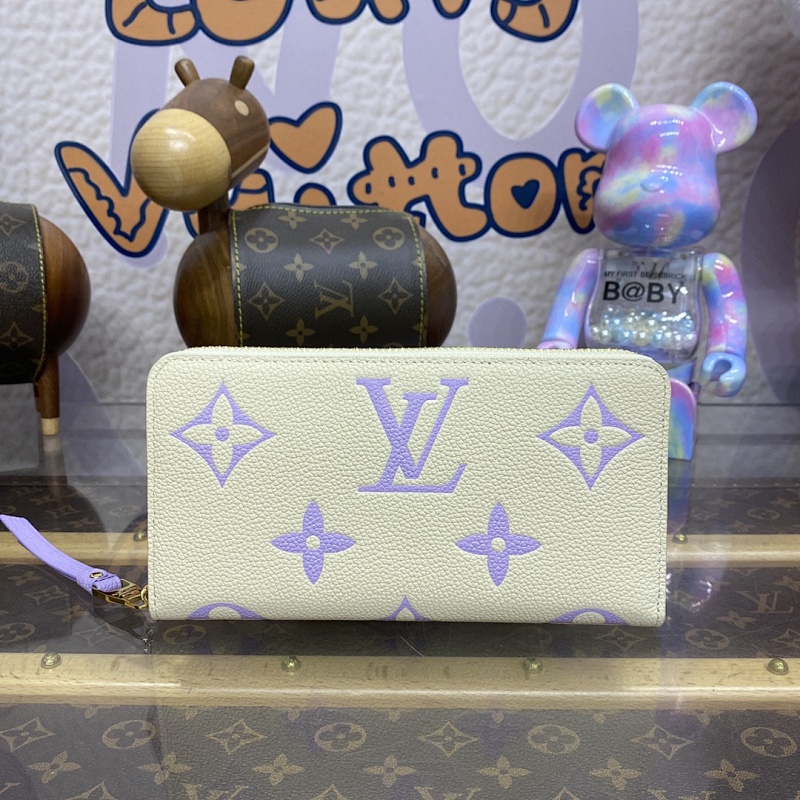 LOUIS VUITTON WALLET (41)