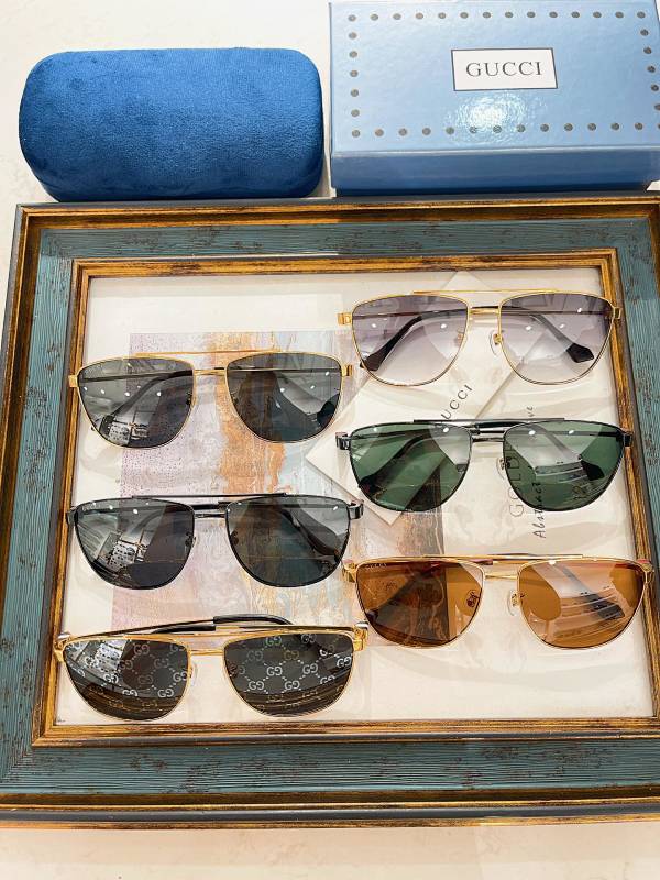 GUCCI SUNGLASSES (194)