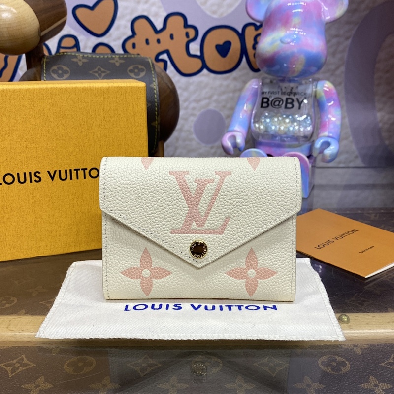LOUIS VUITTON WALLET (35)