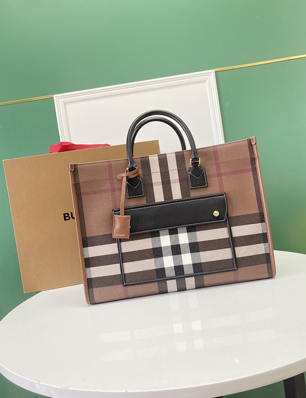 BURBERRY BAG (259)