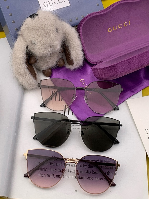 GUCCI SUNGLASSES (109)