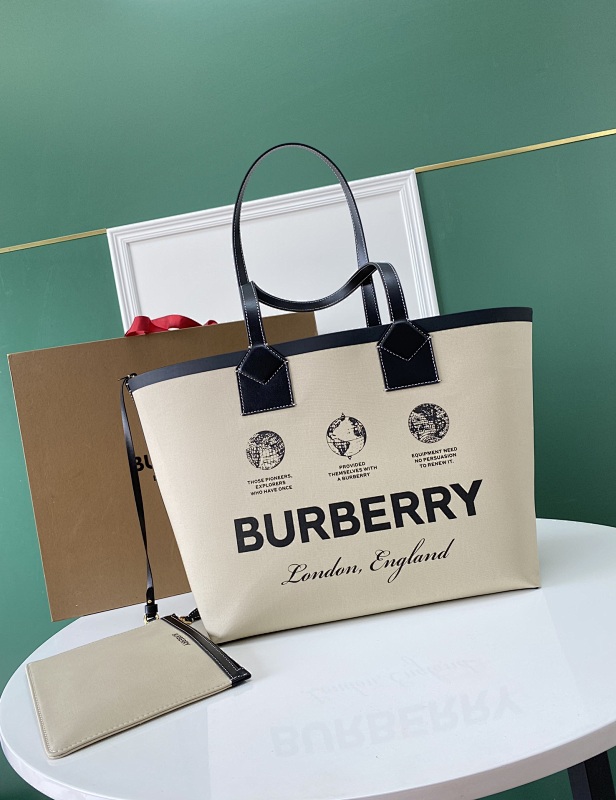 BURBERRY BAG (128)