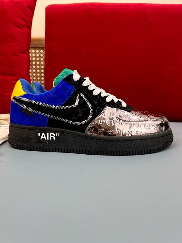 LOUIS VUITTON TRAINER (30)