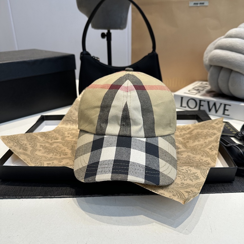 BURBERRY CAP (5)