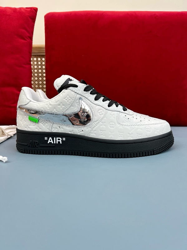 LOUIS VUITTON TRAINER (38)