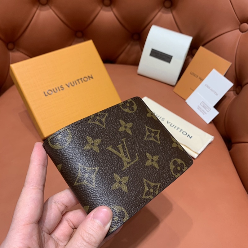 LOUIS VUITTON BAG (51)