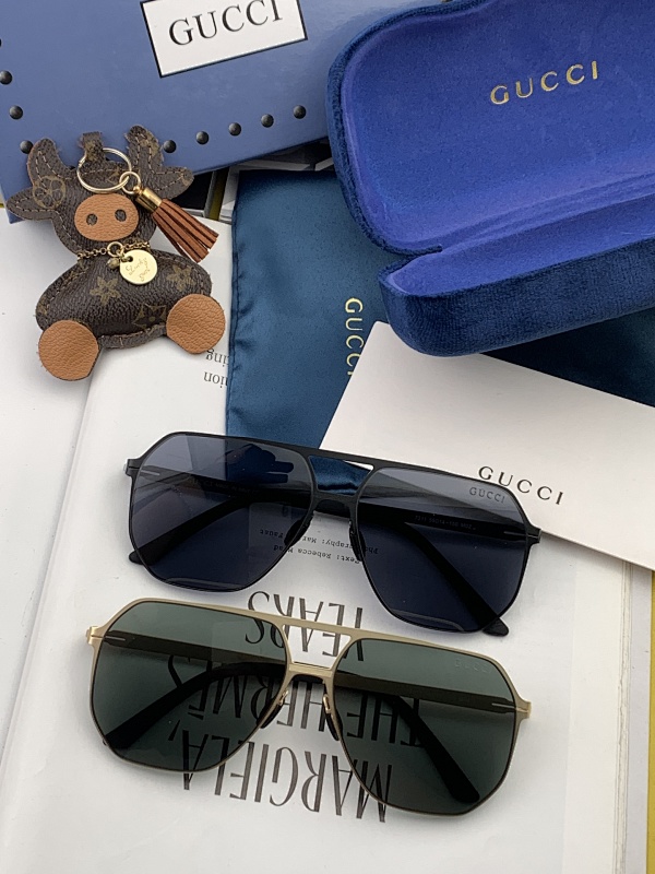 GUCCI SUNGLASSES (151)
