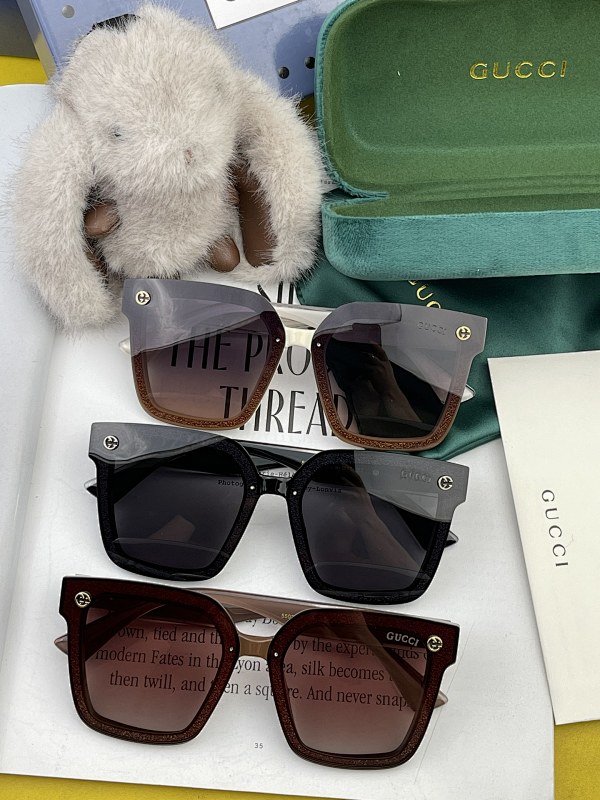 GUCCI SUNGLASSES (177)