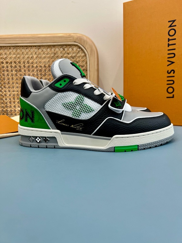 LOUIS VUITTON TRAINER (14)