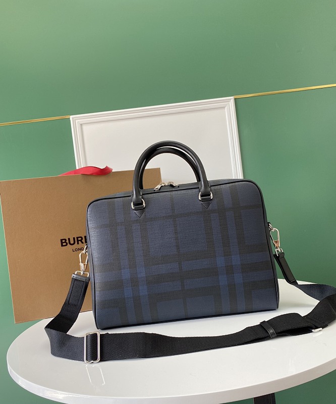 BURBERRY BAG (112)