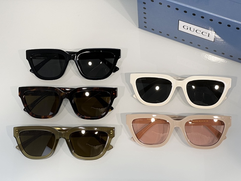 GUCCI SUNGLASSES (52)