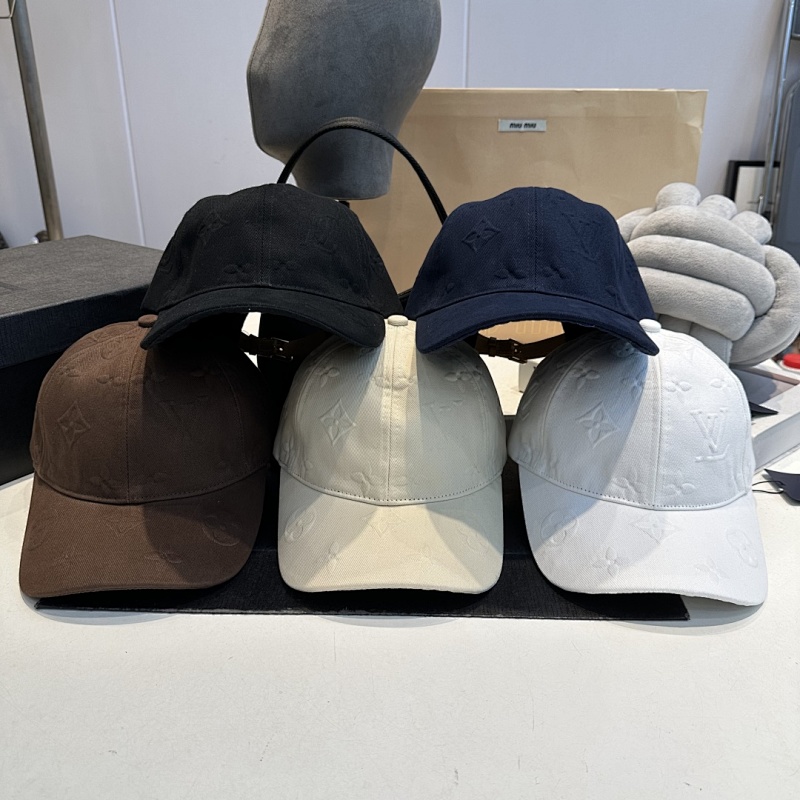 LOUIS VUITTON CAP (49)