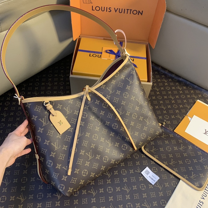 LOUIS VUITTON BAG (18)
