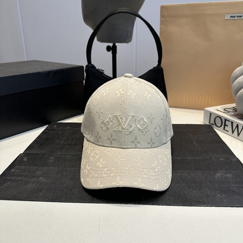 LOUIS VUITTON CAP (102)
