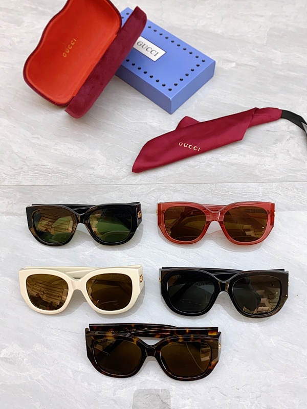 GUCCI SUNGLASSES (196)