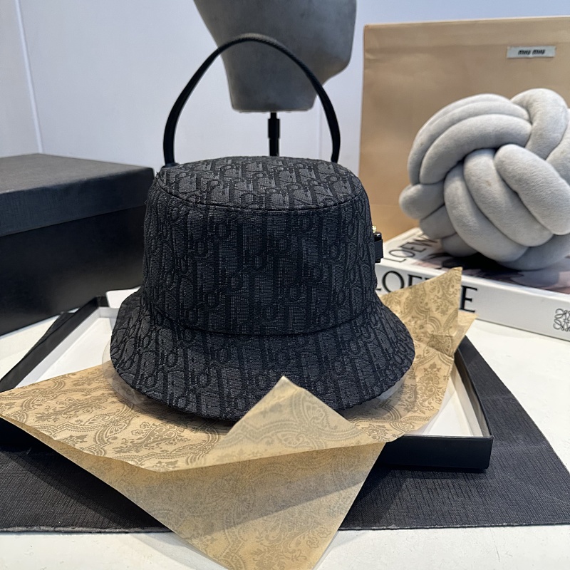 DIOR CAP (2)