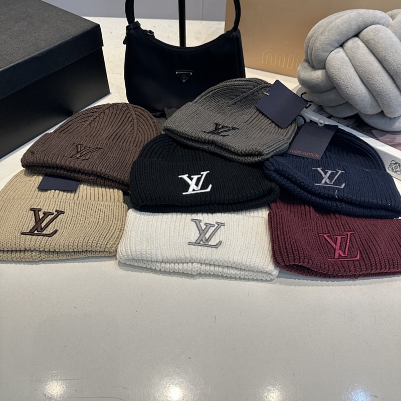 LOUIS VUITTON CAP (39)