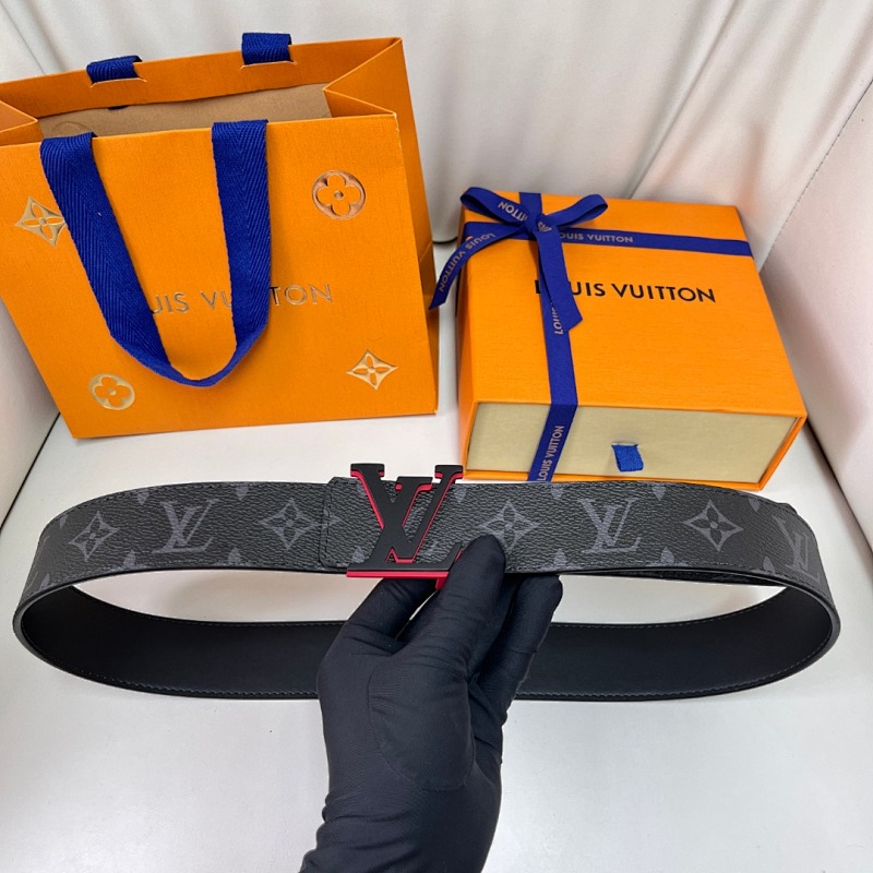LOUIS VUITTON BELT (76)